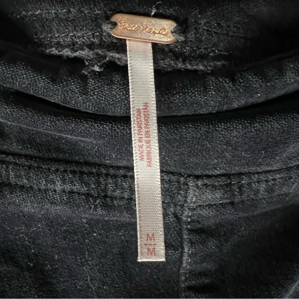 Free People Black In My Feelings Cropped Slim‎ Velvet Flare Pants